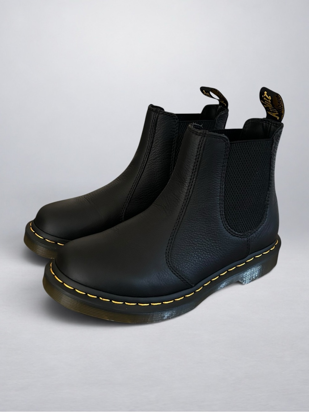 Dr. Martens 2976 Black Leather Chelsea Boots Women’s 8